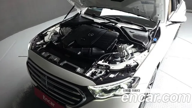 2025 Mercedes-Benz E-Class W214 E300 4MATIC Exclusive Sold VIN W1KLF4HB1SA100328 – photo 11