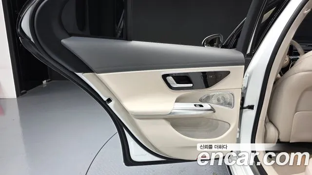 2025 Mercedes-Benz E-Class W214 E300 4MATIC Exclusive Sold VIN W1KLF4HB1SA100328 – photo 22