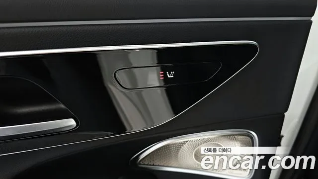 2025 Mercedes-Benz E-Class W214 E300 4matic Exclusive Sold VIN W1KLF4HB4SA097148 – front exterior