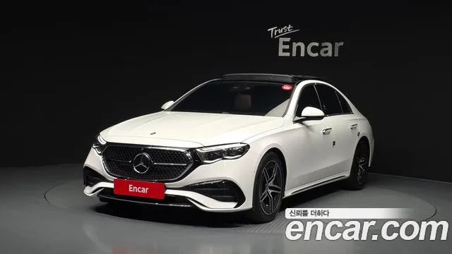 2025 Mercedes-Benz E-Class W214 E300 4MATIC AMG Line Sold VIN W1KLF4HB5SA145014 – trunk area