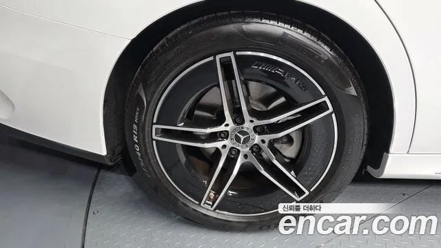 2025 Mercedes-Benz E-Class W214 E300 4MATIC AMG Line Sold VIN W1KLF4HB5SA145014 – photo 24