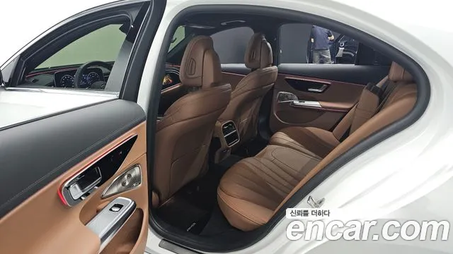 2025 Mercedes-Benz E-Class W214 E300 4MATIC AMG Line Sold VIN W1KLF4HB5SA158295 – photo 14