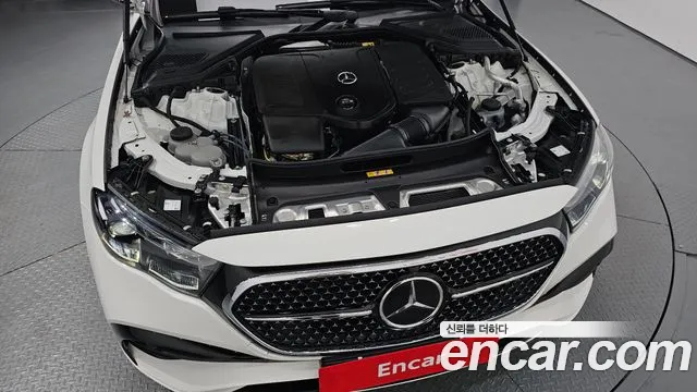 2025 Mercedes-Benz E-Class W214 E300 4MATIC AMG Line Sold VIN W1KLF4HB5SA158295 – photo 29