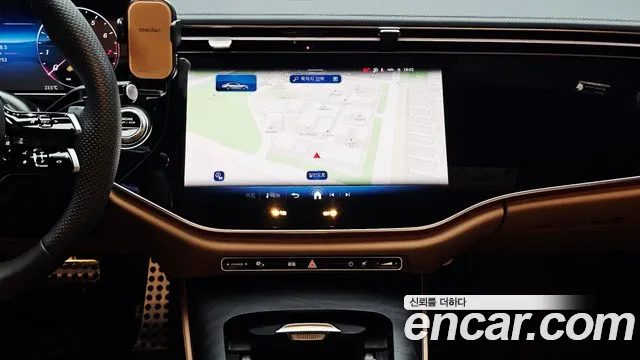 2025 Mercedes-Benz E-Class W214 E300 4MATIC AMG Line Sold VIN W1KLF4HBXSA107228 – dashboard