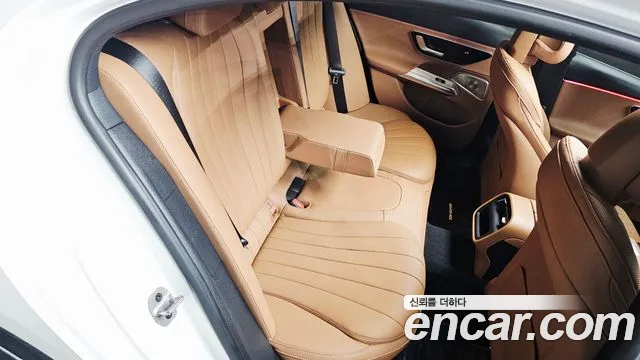 2025 Mercedes-Benz E-Class W214 E300 4MATIC AMG Line Sold VIN W1KLF4HBXSA107228 – odometer reading