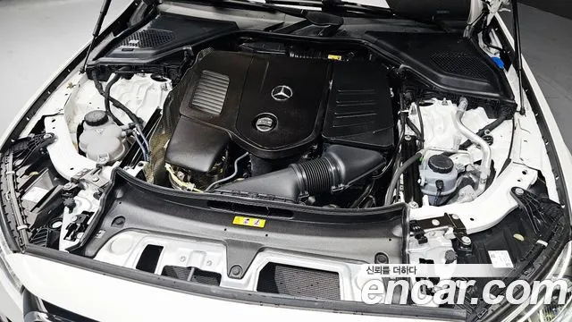 2025 Mercedes-Benz E-Class W214 E300 4MATIC AMG Line Sold VIN W1KLF4HBXSA107228 – photo 30