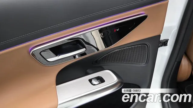 2024 Mercedes-Benz E-Class W214 E200 Avantgarde Sold VIN W1KLF5AB0RA077604 – side profile