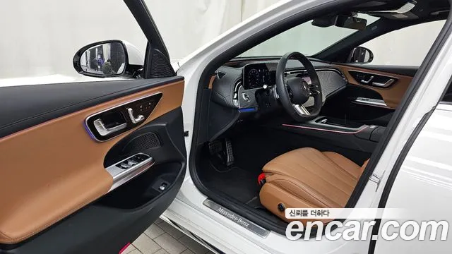 2026 Mercedes-Benz E-Class W214 E200 Amg Line Sold VIN W1KLF5AB0TA200261 – front exterior