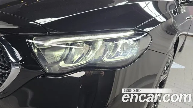2025 Mercedes-Benz E-Class W214 E200 Avantgarde VIN W1KLF5AB2SA166757