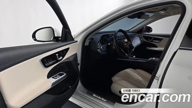 2024 Mercedes-Benz E-Class W214 E200 Avantgarde Sold VIN W1KLF5AB6RA046180 – side profile
