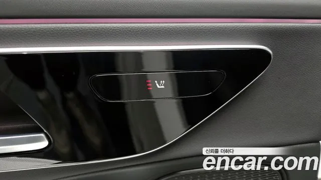 2025 Mercedes-Benz E-Class W214 E200 Avantgarde Sold VIN W1KLF5AB9SA154976 – front exterior