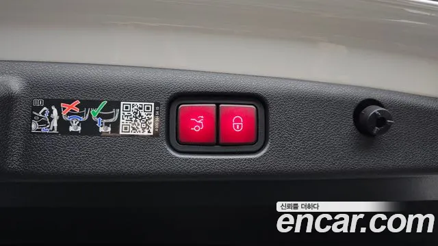 2026 Mercedes-Benz E-Class W214 E200 AMG Line Sold VIN W1KLF5ABXTA196817 – interior seats 2026 Mercedes-Benz E-Class W214 E200 AMG Line Sold VIN W1KLF5ABXTA196817 – interior seats
