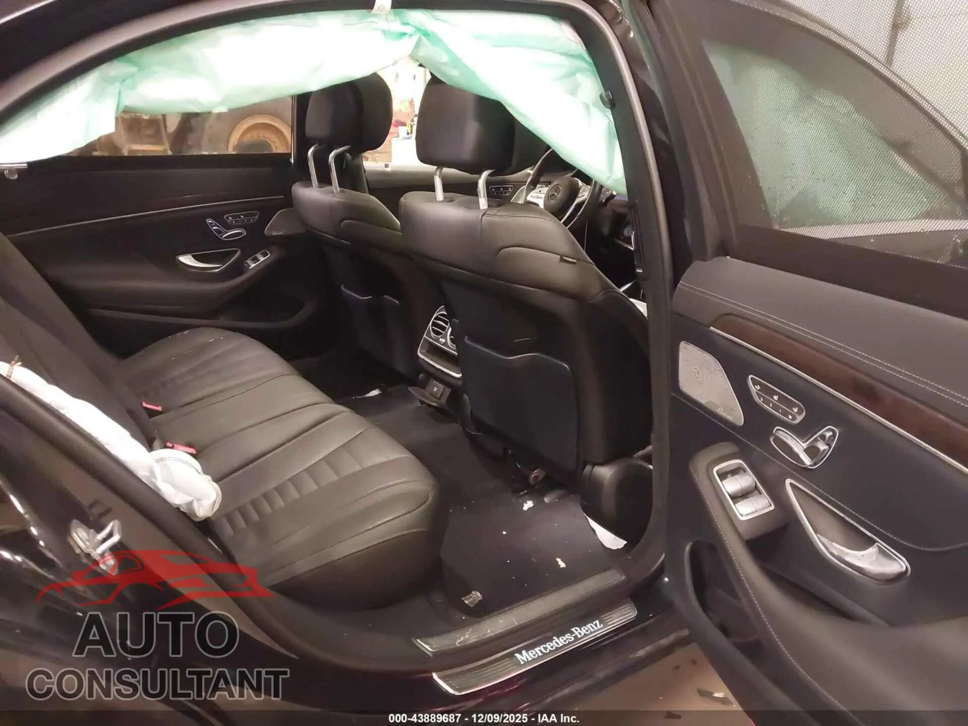 2020 MERCEDES-BENZ S 560 Damaged VIN W1KUG8GB9LA562857 – undercarriage