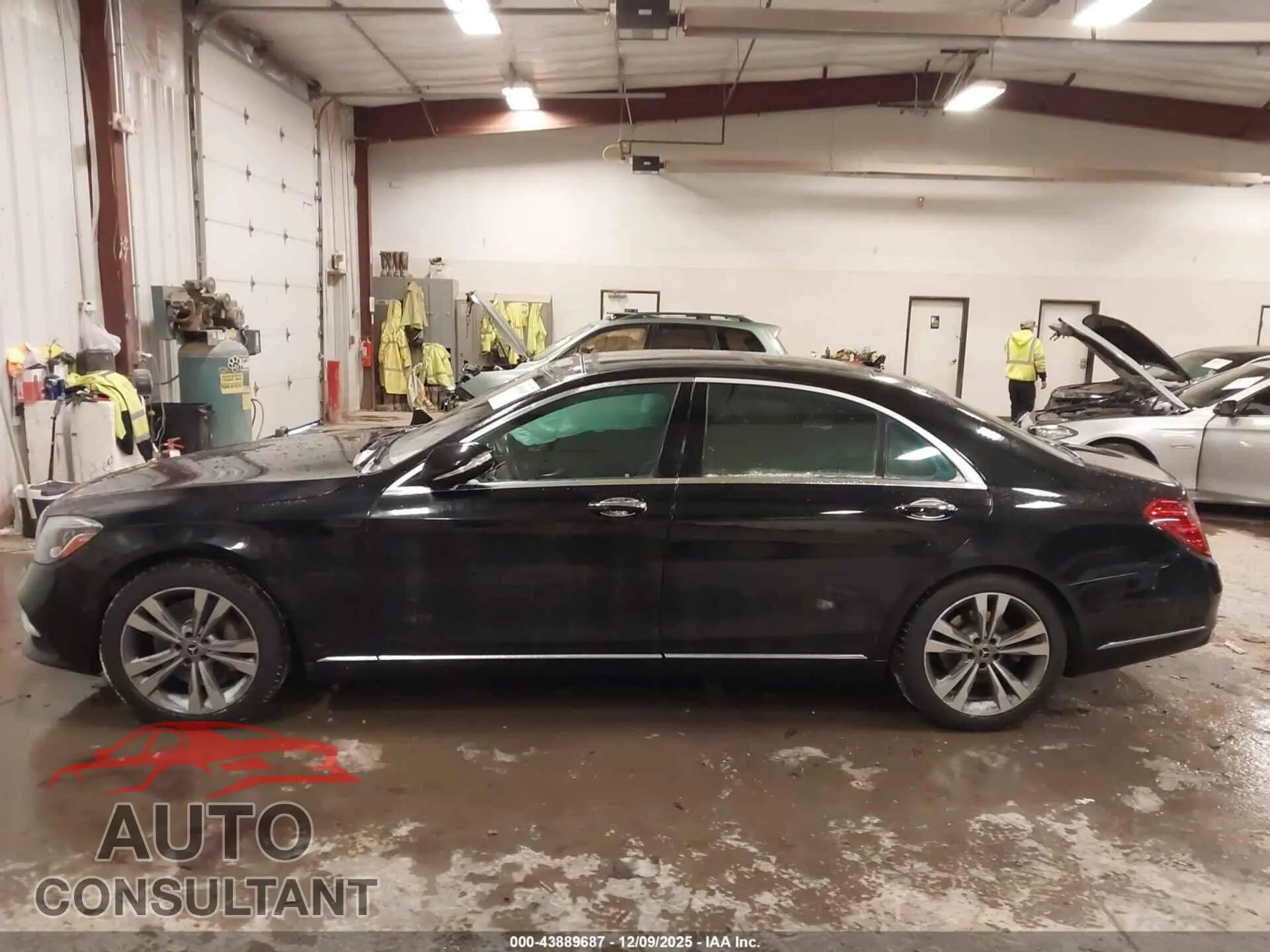 2020 MERCEDES-BENZ S 560 Damaged VIN W1KUG8GB9LA562857 – photo 14