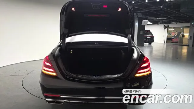 2020 Mercedes-Benz S-Class W222 Maybach S650 Sold VIN W1KUX8ABXLA559149 – photo 13