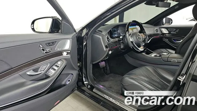 2020 Mercedes-Benz S-Class W222 Maybach S560 4MATIC Sold VIN W1KUX8GBXLA530841 – interior seats 2020 Mercedes-Benz S-Class W222 Maybach S560 4MATIC Sold VIN W1KUX8GBXLA530841 – interior seats