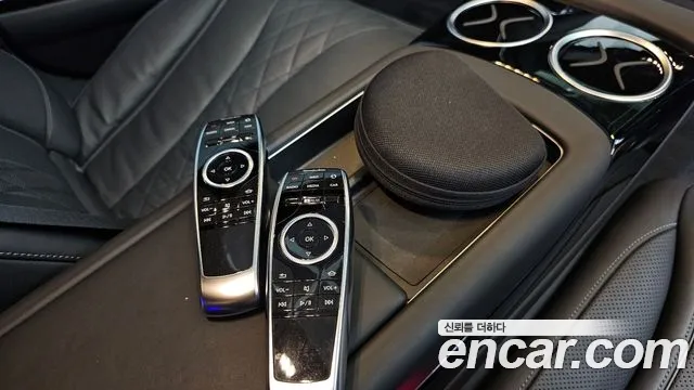 2020 Mercedes-Benz S-Class W222 Maybach S560 4MATIC Sold VIN W1KUX8GBXLA530841 – photo 35 2020 Mercedes-Benz S-Class W222 Maybach S560 4MATIC Sold VIN W1KUX8GBXLA530841 – photo 35