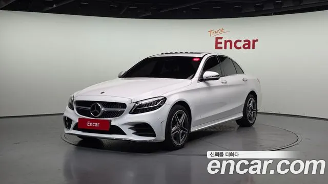 2021 Mercedes-Benz C-Class W205 C200 AMG Line Sold VIN W1KWF8AB0MR607062 – dashboard