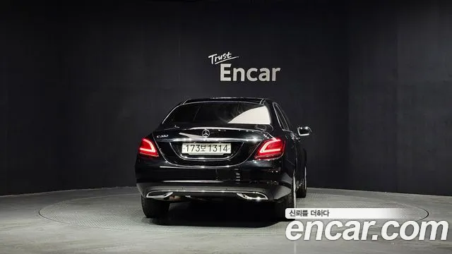 2020 Mercedes-Benz C-Class W205 C200 Avantgarde VIN W1KWF8AB3LR566330
