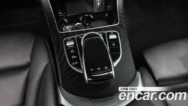 2021 Mercedes-Benz C-Class W205 C200 AMG Line Sold VIN W1KWF8AB6MR621368 – dashboard