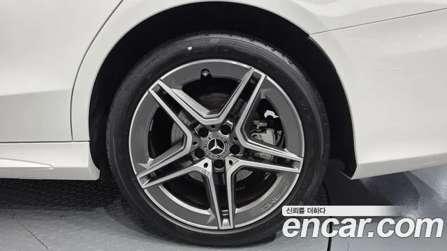 2021 Mercedes-Benz C-Class W205 C200 AMG Line Sold VIN W1KWF8AB6MR621368 – trunk area