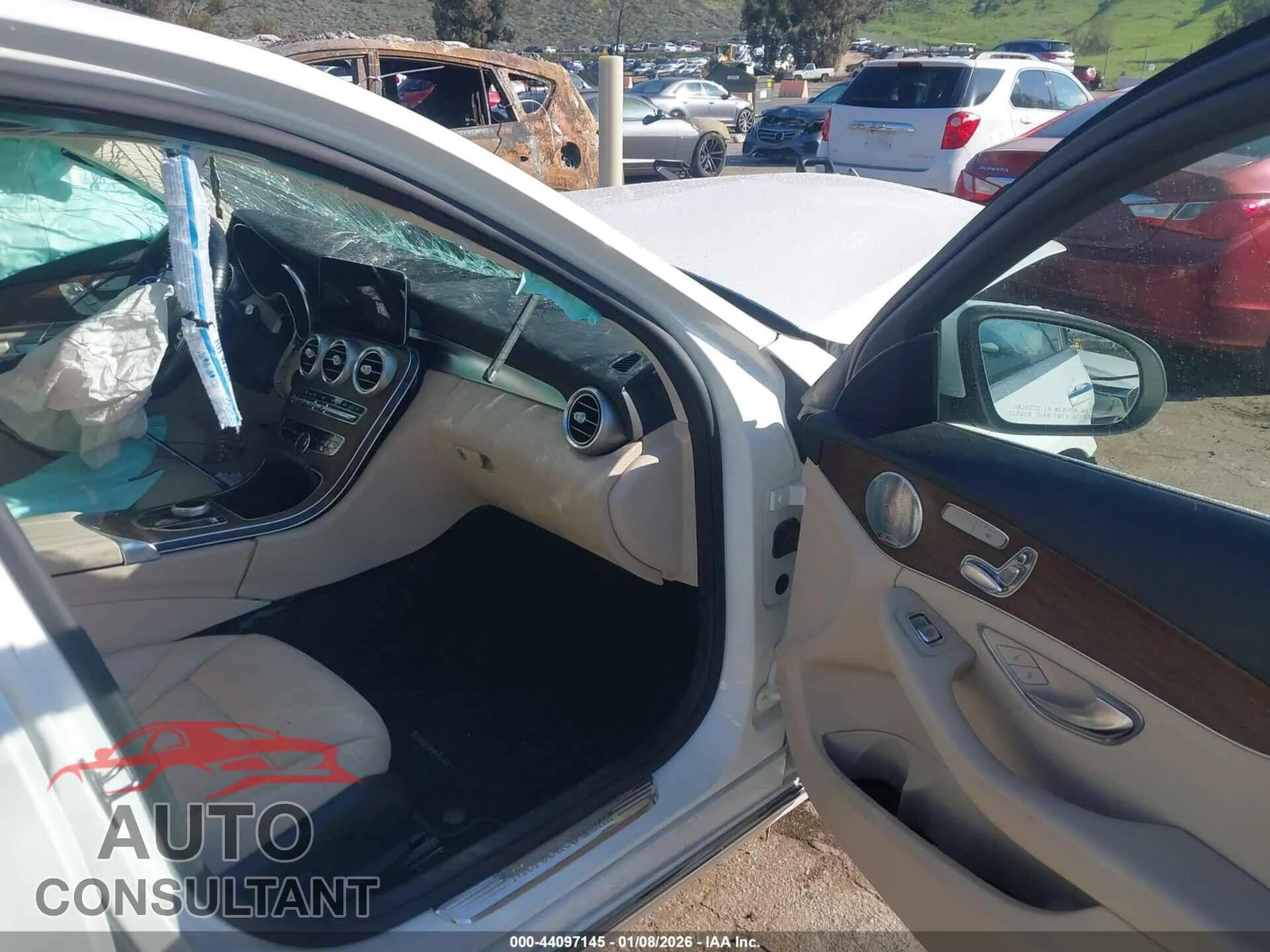 2021 MERCEDES-BENZ C 300 Damaged VIN W1KWF8DB5MR647178 – interior seats