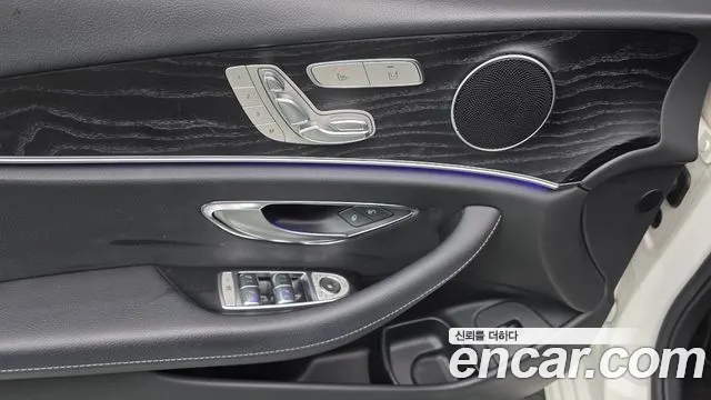 2020 Mercedes-Benz E-Class W213 E220d Avantgarde Sold VIN W1KZF0EB111111111 – interior seats 2020 Mercedes-Benz E-Class W213 E220d Avantgarde Sold VIN W1KZF0EB111111111 – interior seats