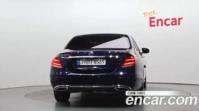 2020 Mercedes-Benz E-Class W213 E220d Avantgarde Sold VIN W1KZF0EB9LA841559 – photo 18