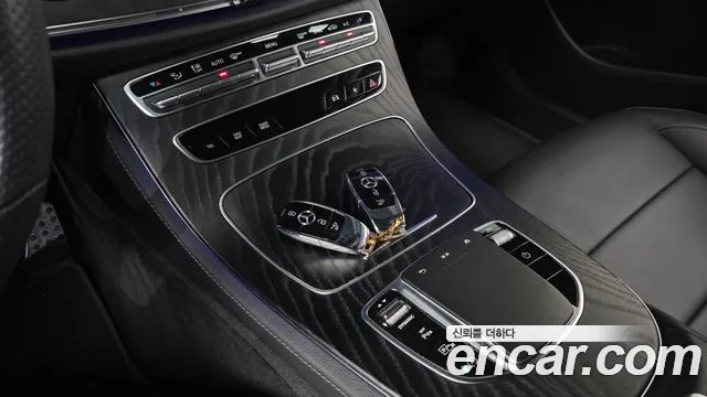 2021 Mercedes-Benz E-Class W213 E220d 4MATIC AMG Line Sold VIN W1KZF0FB0MA878600 – photo 14 2021 Mercedes-Benz E-Class W213 E220d 4MATIC AMG Line Sold VIN W1KZF0FB0MA878600 – photo 14