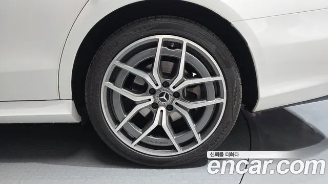 2021 Mercedes-Benz E-Class W213 E220d 4MATIC AMG Line Sold VIN W1KZF0FB1MA882994 – photo 28 2021 Mercedes-Benz E-Class W213 E220d 4MATIC AMG Line Sold VIN W1KZF0FB1MA882994 – photo 28