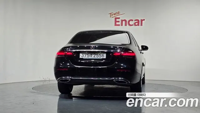 2023 Mercedes-Benz E-Class W213 E220d 4MATIC Exclusive Sold VIN W1KZF0FB1PB116584 – engine bay