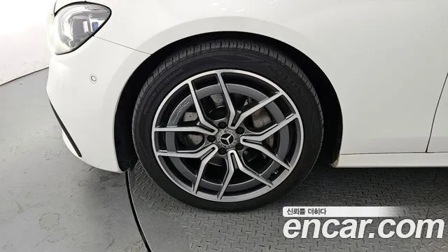 2021 Mercedes-Benz E-Class W213 E220d 4MATIC AMG Line VIN W1KZF0FB4MA876722