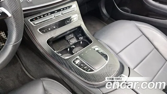 2021 Mercedes-Benz E-Class W213 E220d 4MATIC AMG Line Sold VIN W1KZF0FB4MA880429 – rear exterior 2021 Mercedes-Benz E-Class W213 E220d 4MATIC AMG Line Sold VIN W1KZF0FB4MA880429 – rear exterior