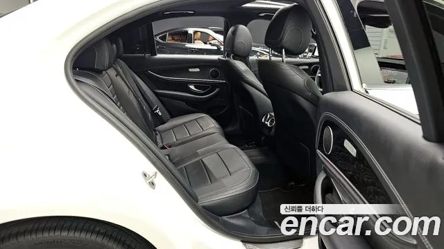 2021 Mercedes-Benz E-Class W213 E220d 4MATIC AMG Line Sold VIN W1KZF0FB4MA880429 – undercarriage 2021 Mercedes-Benz E-Class W213 E220d 4MATIC AMG Line Sold VIN W1KZF0FB4MA880429 – undercarriage