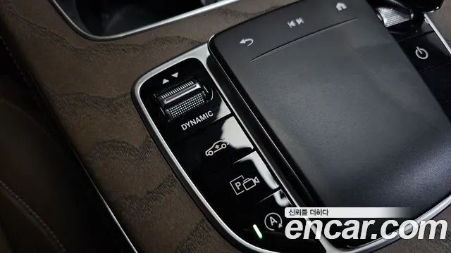 2022 Mercedes-Benz E-Class W213 E220d 4matic Exclusive Sold VIN W1KZF0FB7NB020973 – front exterior 2022 Mercedes-Benz E-Class W213 E220d 4matic Exclusive Sold VIN W1KZF0FB7NB020973 – front exterior