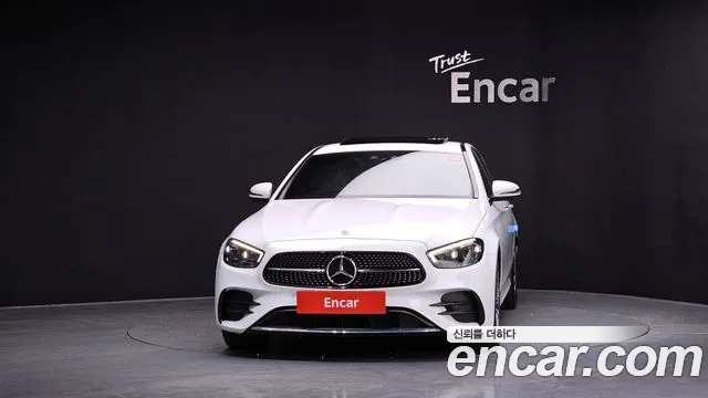 2022 Mercedes-Benz E-Class W213 E220d 4MATIC AMG Line Sold VIN W1KZF0FB9NB082035 – rear exterior