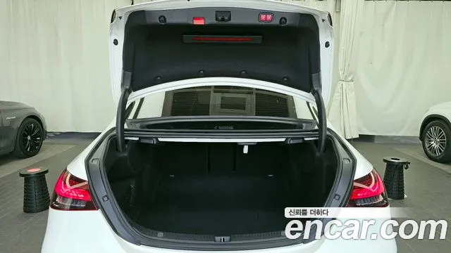 2022 Mercedes-Benz E-Class W213 E250 Avantgarde Sold VIN W1KZF4FB0NB014892 – rear exterior 2022 Mercedes-Benz E-Class W213 E250 Avantgarde Sold VIN W1KZF4FB0NB014892 – rear exterior