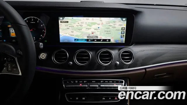 2023 Mercedes-Benz E-Class W213 E250 Avantgarde Sold VIN W1KZF4FB0PB180915 – dashboard