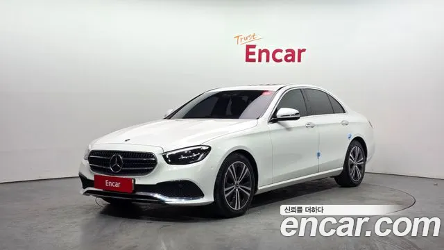 2021 Mercedes-Benz E-Class W213 E250 Avantgarde Sold VIN W1KZF4FB1MA888589 – front exterior