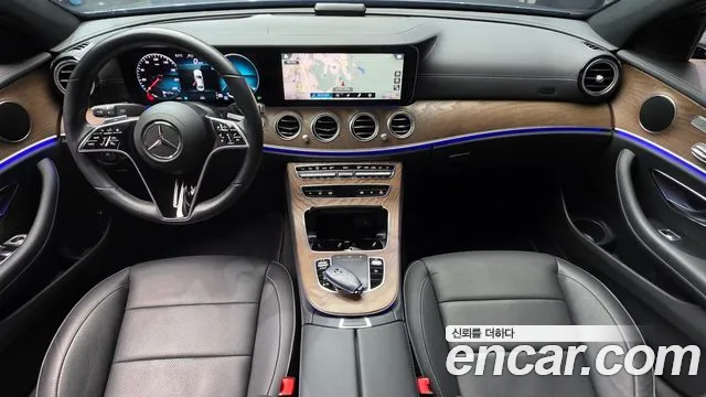2021 Mercedes-Benz E-Class W213 E250 Exclusive Sold VIN W1KZF4FB1MA998753 – front exterior