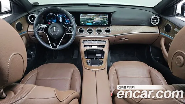 2022 Mercedes-Benz E-Class W213 E250 Exclusive Sold VIN W1KZF4FB1NB057105 – engine bay