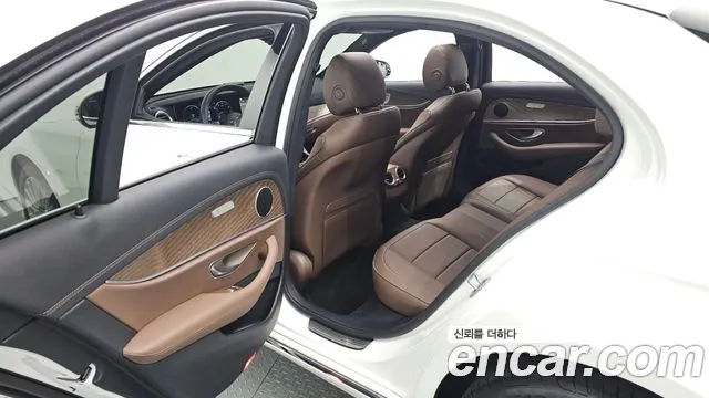 2022 Mercedes-Benz E-Class W213 E250 Exclusive Sold VIN W1KZF4FB1NB057105 – odometer reading