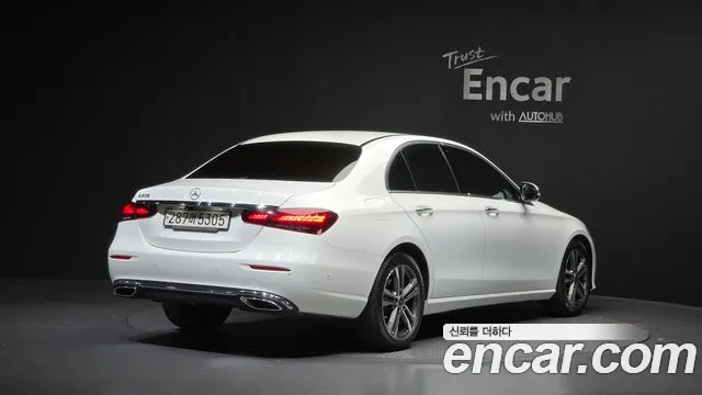 2023 Mercedes-Benz E-Class W213 E250 Avantgarde Sold VIN W1KZF4FB1PB104748 – front exterior