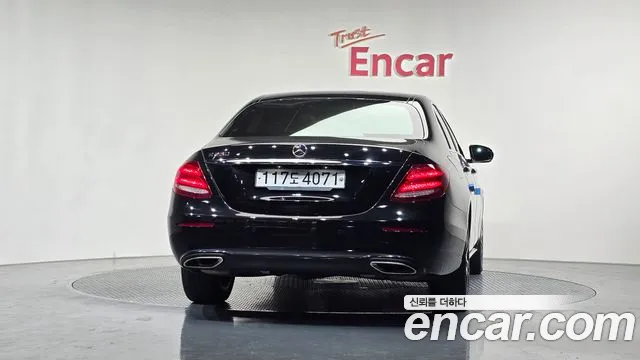 2020 Mercedes-Benz E-Class W213 E250 Avantgarde VIN W1KZF4FB2LA765575