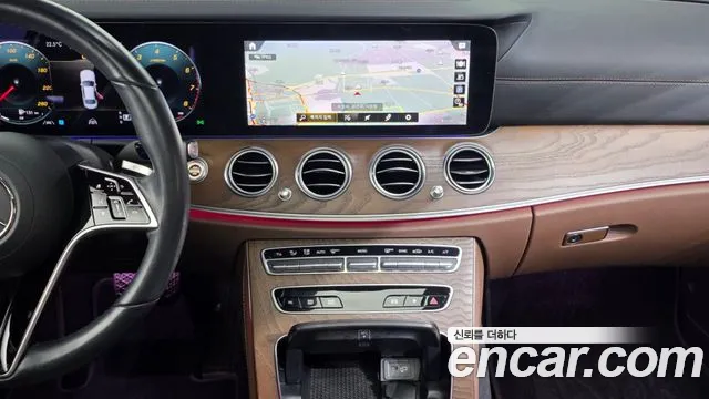 2021 Mercedes-Benz E-Class W213 E250 Exclusive Sold VIN W1KZF4FB3MA962725 – exterior detail
