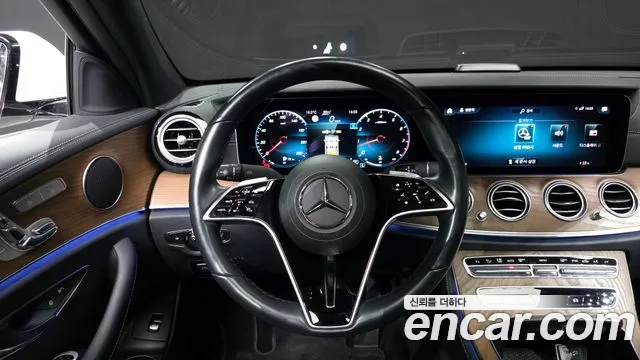 2022 Mercedes-Benz E-Class W213 E250 Exclusive Sold VIN W1KZF4FB4NB082208 – trunk area 2022 Mercedes-Benz E-Class W213 E250 Exclusive Sold VIN W1KZF4FB4NB082208 – trunk area