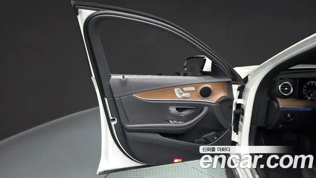 2022 Mercedes-Benz E-Class W213 E250 Exclusive Sold VIN W1KZF4FB4NB082208 – photo 11 2022 Mercedes-Benz E-Class W213 E250 Exclusive Sold VIN W1KZF4FB4NB082208 – photo 11