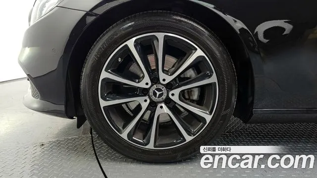 2020 Mercedes-Benz E-Class W213 E250 Avantgarde VIN W1KZF4FB6LA835403