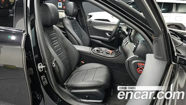 2020 Mercedes-Benz E-Class W213 E250 Avantgarde Sold VIN W1KZF4FB6LA835403 – photo 17