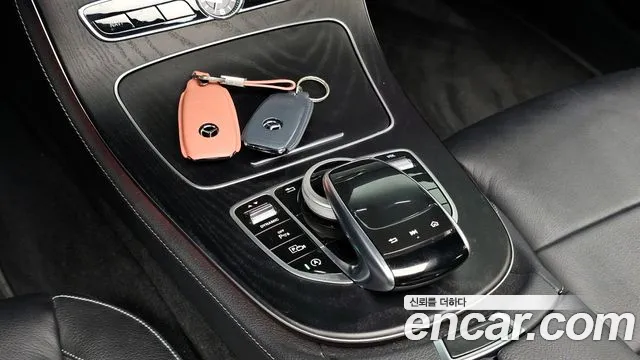 2020 Mercedes-Benz E-Class W213 E250 Avantgarde Sold VIN W1KZF4FB6LA835403 – photo 31
